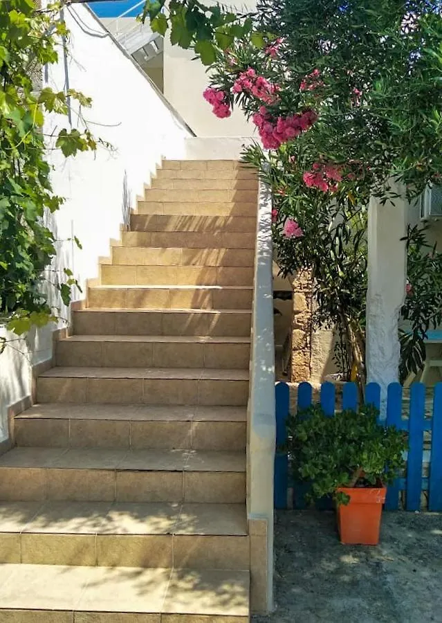 아파트 Seaside Home 레팀노